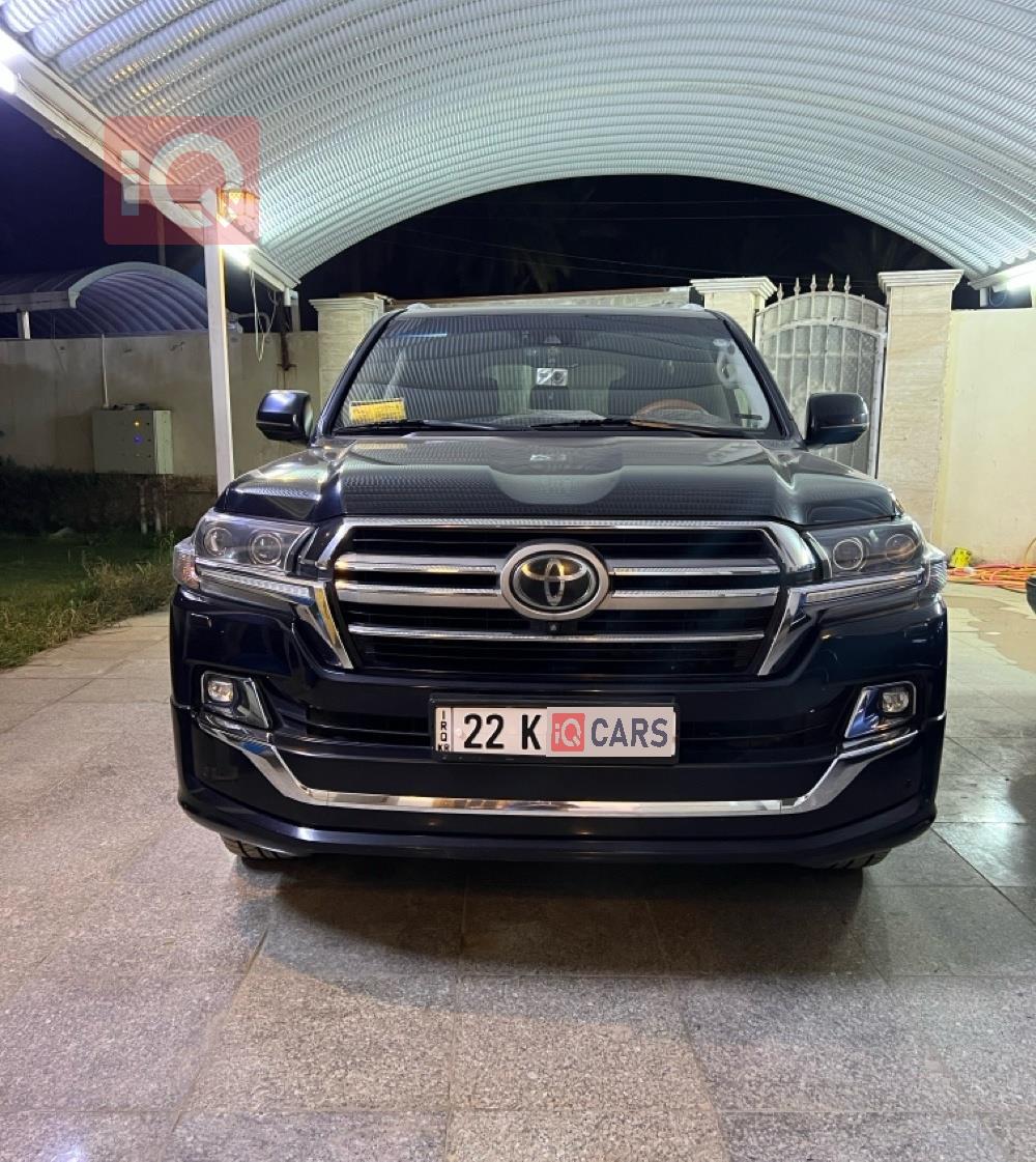 تويوتا لاندكروزر